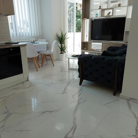 Luxury Apartment Iva Skopje Ngoại thất bức ảnh