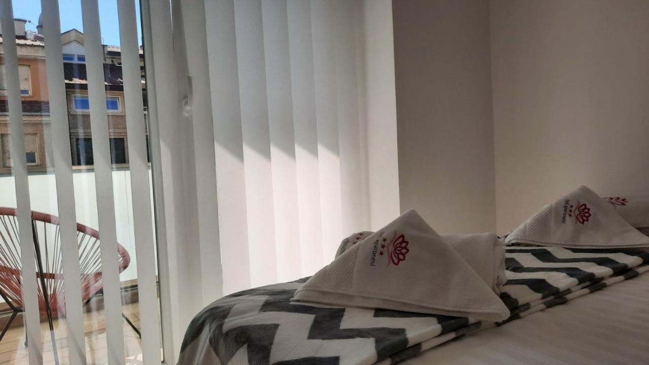 Luxury Apartment Iva Skopje Ngoại thất bức ảnh